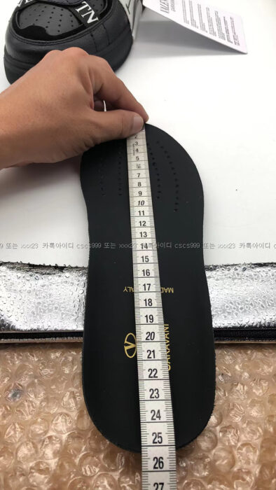 2023.01.02_[강*희 고객님 검수] 발렌티노 레플리카 스니커즈 10