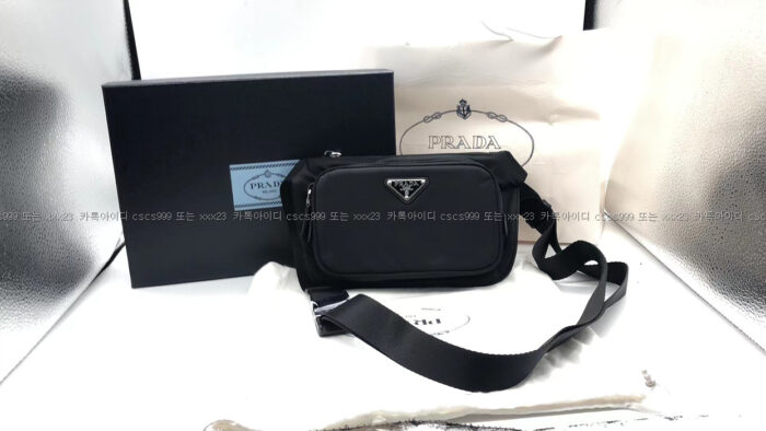 2023.01.10_[백*지 고객님 검수] 프라다 사피아노 포인트 가죽 숄더백