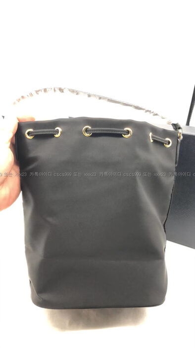 [윤*영 고객님 검수] 프라다 가방 9