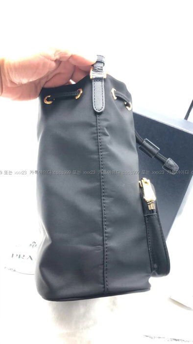 [윤*영 고객님 검수] 프라다 가방 11