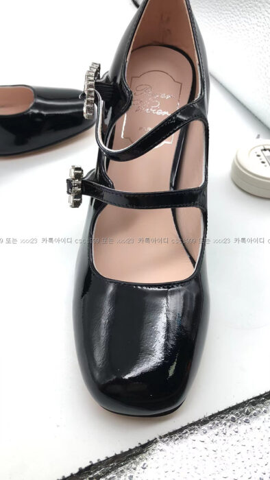[김ㅇ현 고객님 검수] 로저비비에 레플리카 구두 7