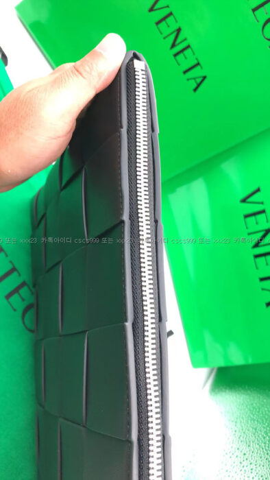 [권ㅇ성 고객님 검수] 보테가베네타 레플리카 클러치 7