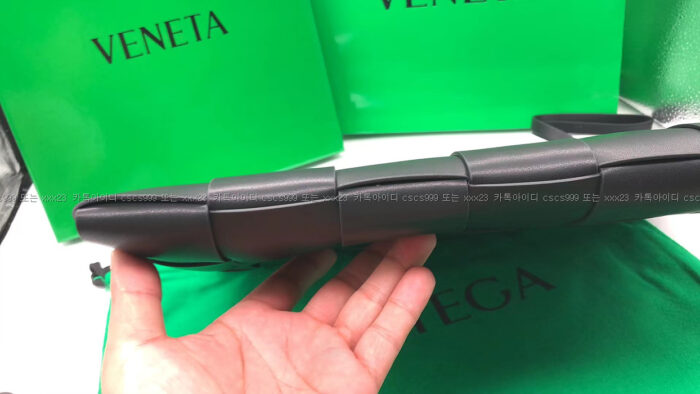 [권ㅇ성 고객님 검수] 보테가베네타 레플리카 클러치 8