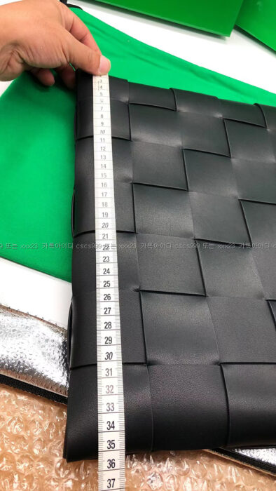 [권ㅇ성 고객님 검수] 보테가베네타 레플리카 클러치 9