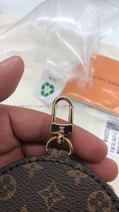 2023.03.05_[윤*영 고객님 검수] 보테가베네타 레플리카 클러치 15