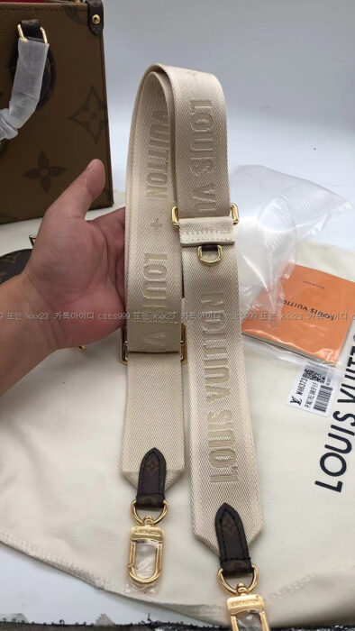 2023.03.05_[윤*영 고객님 검수] 보테가베네타 레플리카 클러치 16