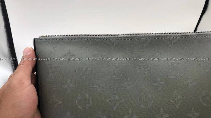 2023.04.22_[김ㅇ양 고객님 검수] 루이비통 레플리카 클러치 52854 3