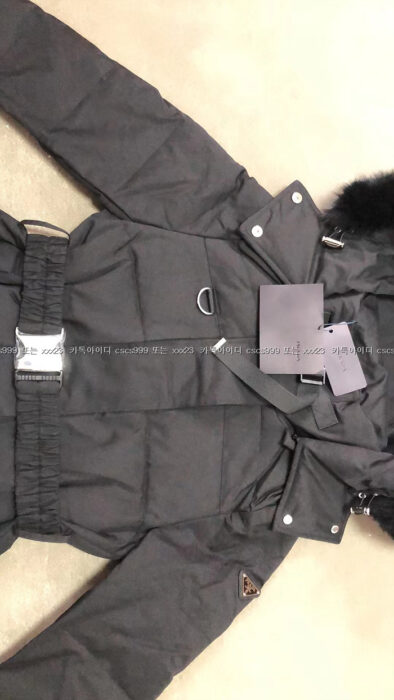 2023.05.05_[정ㅇ연 고객님 검수] 프라다 레플리카 패딩 43261 6