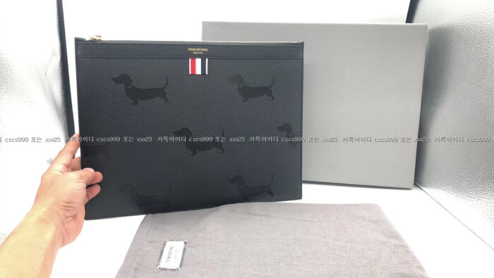 2024.02.21_[임ㅇ호 고객님 검수] 톰브라운 레플리카 클러치 2