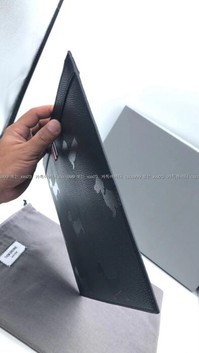 2024.02.21_[임ㅇ호 고객님 검수] 톰브라운 레플리카 클러치 6