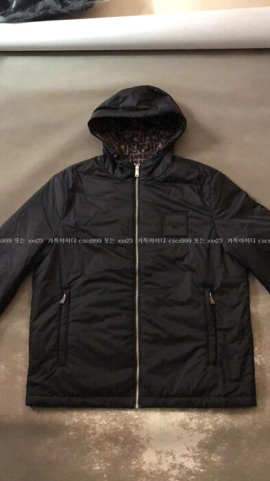 2023.06.08_[최ㅇ호 고객님 검수] 펜디 레플리카 양면패딩 2