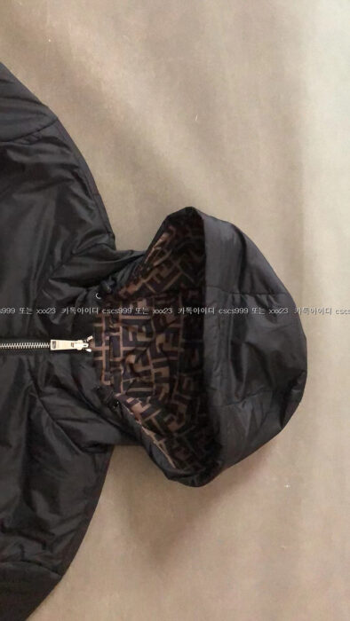 2023.06.08_[최ㅇ호 고객님 검수] 펜디 레플리카 양면패딩 3