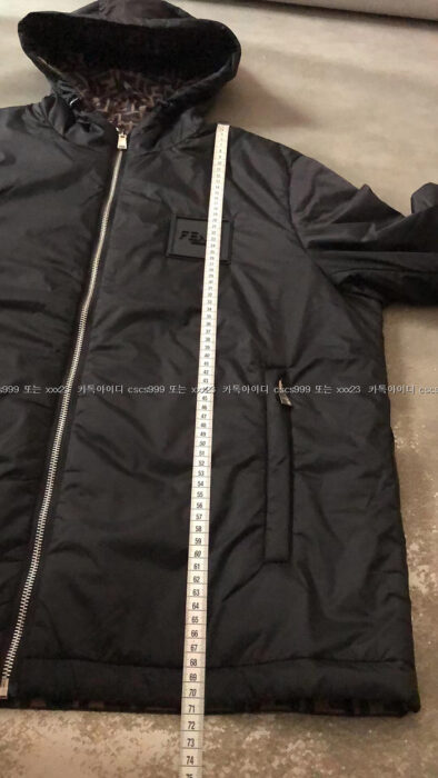 2023.06.08_[최ㅇ호 고객님 검수] 펜디 레플리카 양면패딩 8