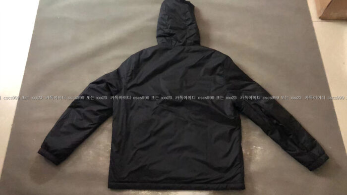 2023.06.08_[최ㅇ호 고객님 검수] 펜디 레플리카 양면패딩 11