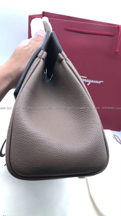 2023.07.23_[김ㅇ향 고객님 검수] 페라가모 레플리카 가방 6