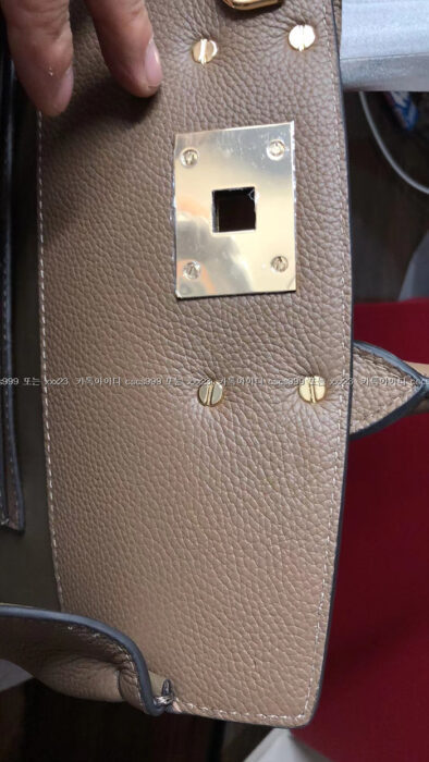 2023.07.23_[김ㅇ향 고객님 검수] 페라가모 레플리카 가방 14