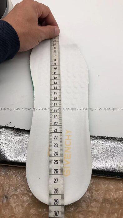 2023.08.02_[김ㅇ민 고객님 검수] 지방시 레플리카 신발 11