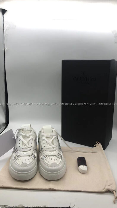 2023.08.12_[권ㅇ호 고객님 검수] 발렌티노 레플리카 신발 2