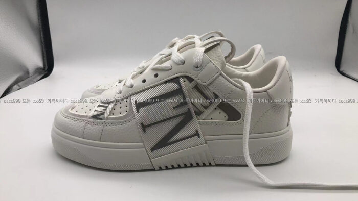 2023.08.12_[권ㅇ호 고객님 검수] 발렌티노 레플리카 신발 4