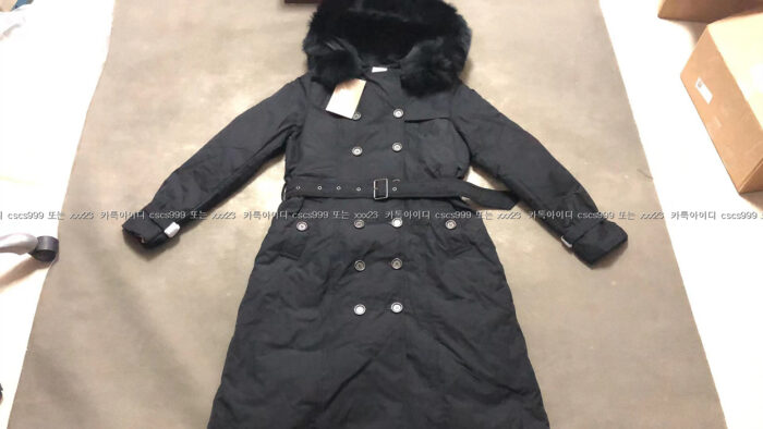 2023.08.17_[박ㅇ숙 고객님 검수] 버버리 레플리카 패딩 2