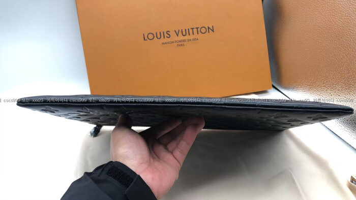 2023.08.28_[정ㅇ호 고객님 검수] 루이비통 레플리카 클러치 9