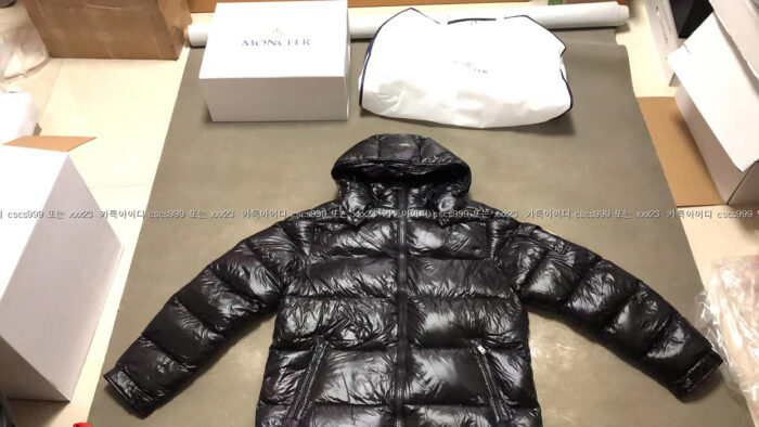 2024.03.12_[장ㅇ석 고객님 검수] 몽클레어 레플리카 패딩 2