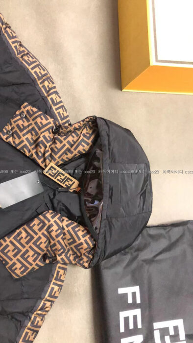 2023.10.03_[박ㅇ선 고객님 검수] 펜디 레플리카 패딩 3