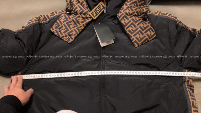 2023.10.03_[박ㅇ선 고객님 검수] 펜디 레플리카 패딩 6