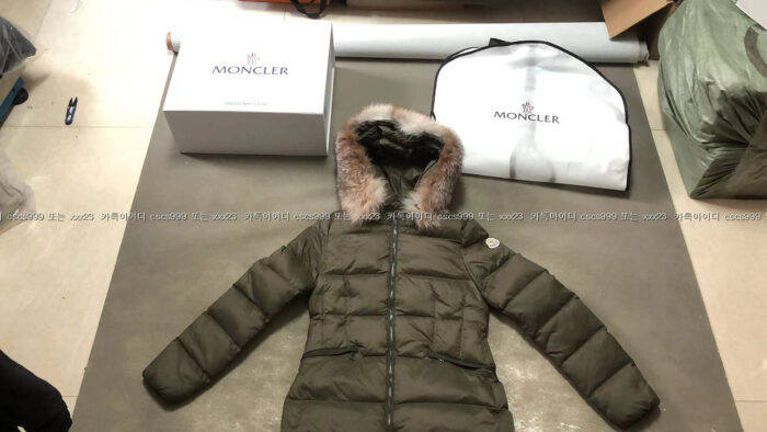 2024.03.15_[권ㅇ정 고객님 검수] 몽클레어 레플리카 패딩 2