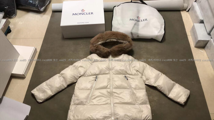 2024.03.06_[장ㅇ민 고객님 검수] 몽클레어 레플리카 패딩 2