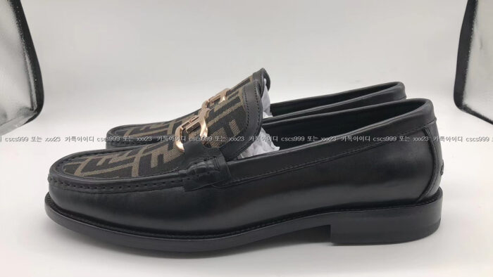 2023.10.07_[김ㅇ수 고객님 검수] 펜디 레플리카 신발 4