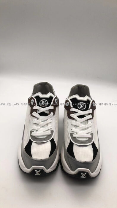 2023.11.04_[한ㅇ석 고객님 검수] 루이비통 레플리카 신발 3