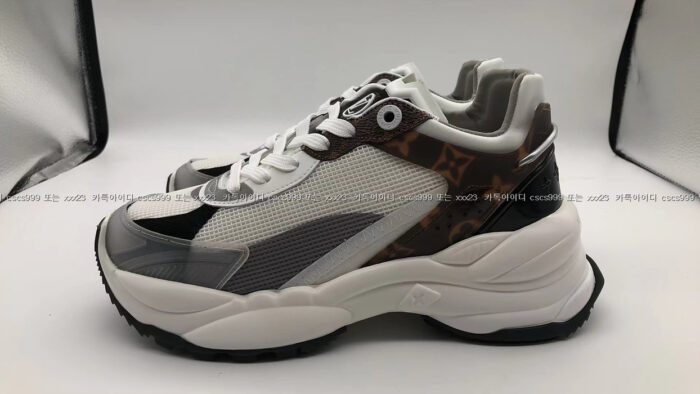 2023.11.04_[한ㅇ석 고객님 검수] 루이비통 레플리카 신발 4