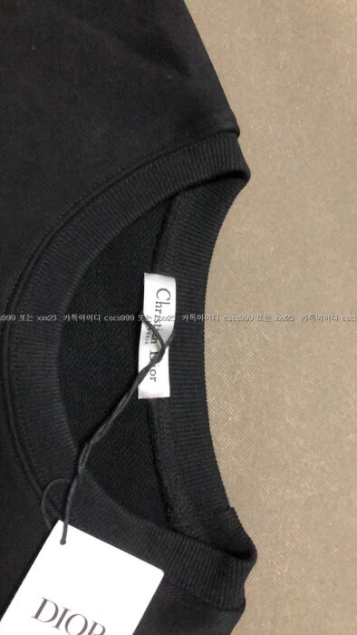 2023.11.04_[박ㅇ준 고객님 검수] 디올 레플리카 맨투맨 4