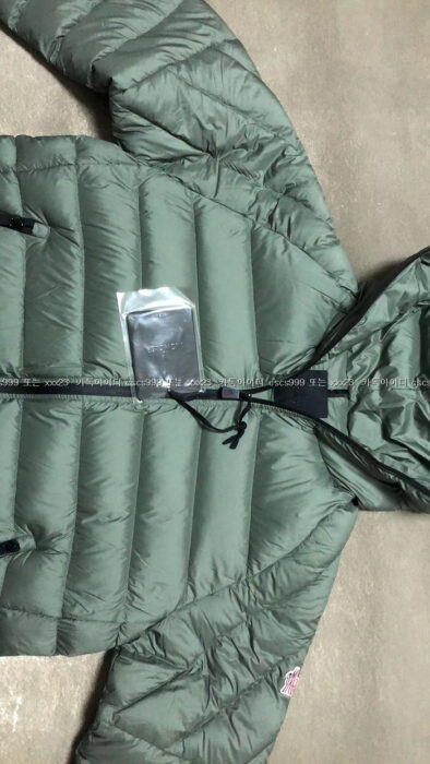 2024.03.15_[곽ㅇ민 고객님 검수] 몽클레어 레플리카 패딩 3