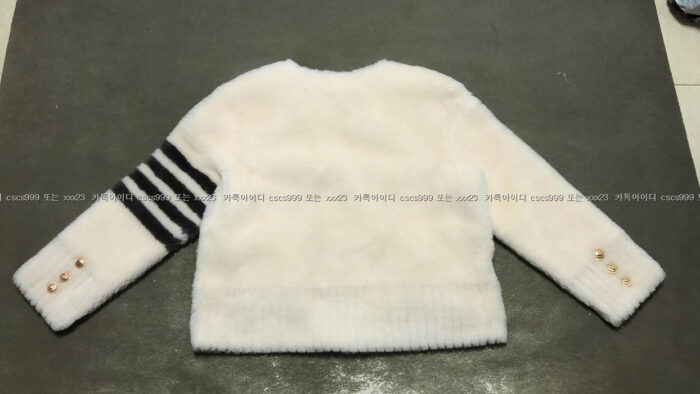 2023.11.16_[박ㅇ선 고객님 검수] 톰브라운 레플리카 양털 가디건 10