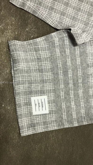 2023.12.17_[박ㅇ호 고객님 검수] 톰브라운 레플리카 반바지 5