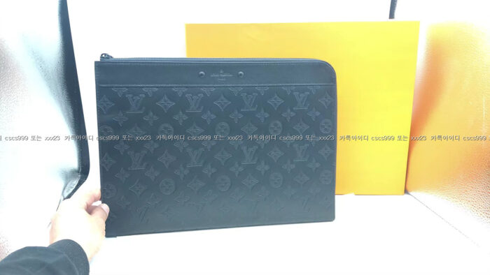 2024.02.01_[장ㅇ수 고객님 검수] 루이비통 레플리카 클러치 2