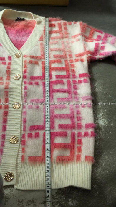 2023.12.13_[박ㅇ숙 고객님 검수] 펜디 레플리카 가디건 6