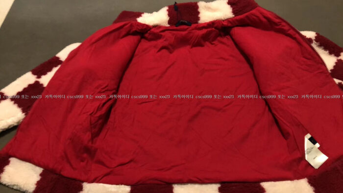 2023.12.22_[박ㅇ현 고객님 검수] 루이비통 레플리카 집업 8