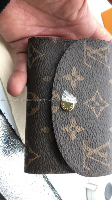 2023.12.24_[권ㅇ정 고객님 검수] 루이비통 레플리카 지갑 4