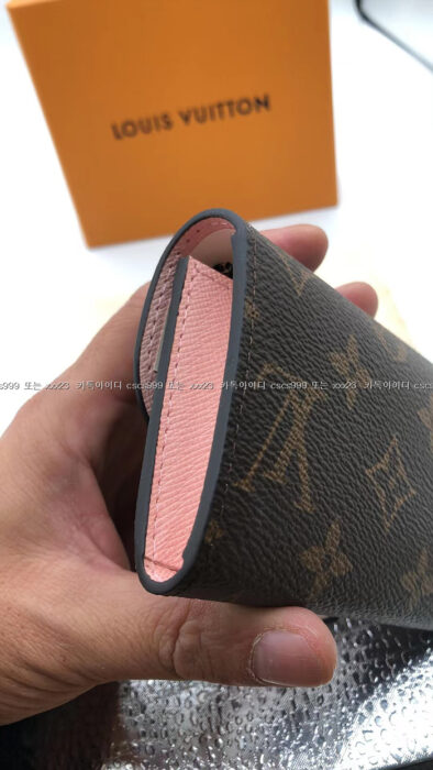 2023.12.24_[권ㅇ정 고객님 검수] 루이비통 레플리카 지갑 6