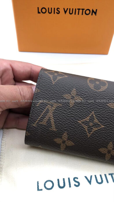 2023.12.24_[권ㅇ정 고객님 검수] 루이비통 레플리카 지갑 7