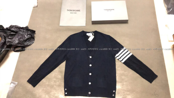 2024.02.02_[오ㅇ희 고객님 검수] 톰브라운 레플리카 가디건 2