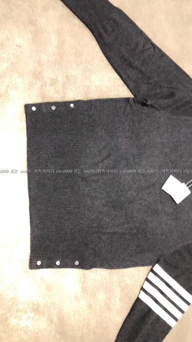 2024.02.18_[이ㅇ현 고객님 검수] 톰브라운 레플리카 니트 4