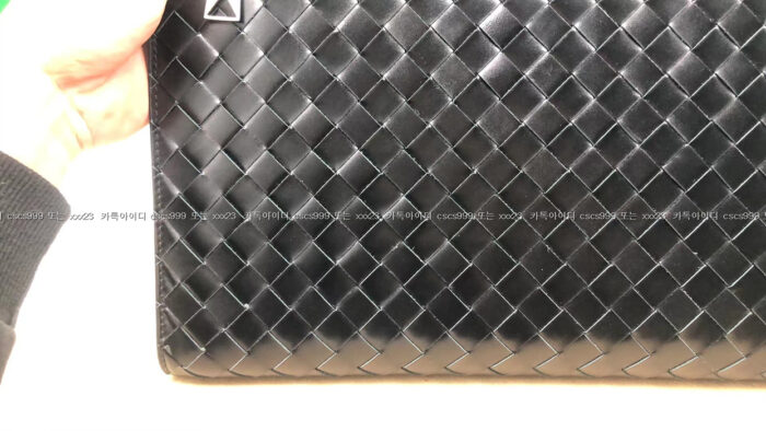 2024.01.11_[김ㅇ선 고객님 검수] 보테가베네타 레플리카 클러치 11