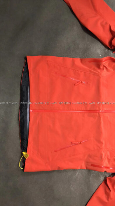 2024.01.03_[권ㅇ혁 고객님 검수] 아크테릭스 레플리카 바람막이 6