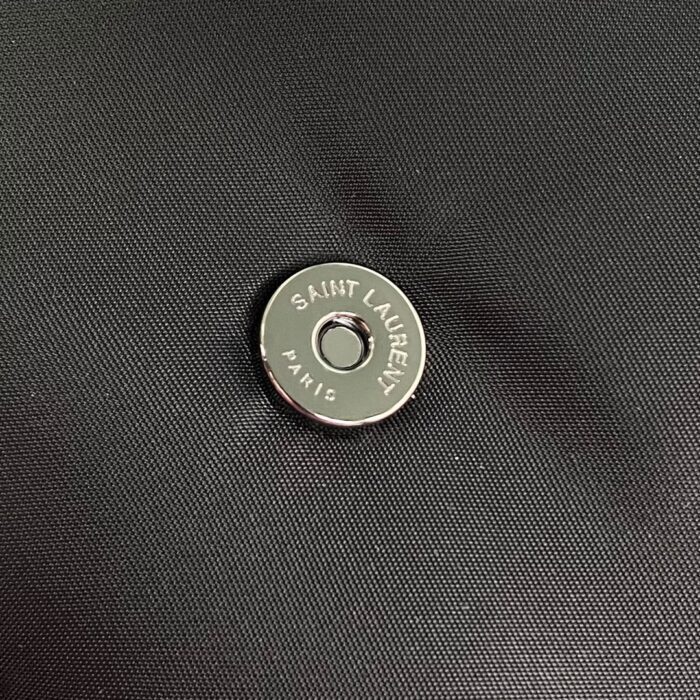 생로랑 나일론 소재의 NIKI 스몰 메신저 백 블랙 776611 레플리카 미러급 SA급 S급 고퀄리티 최상급 하이엔드 가방 [남성여성공용] 7