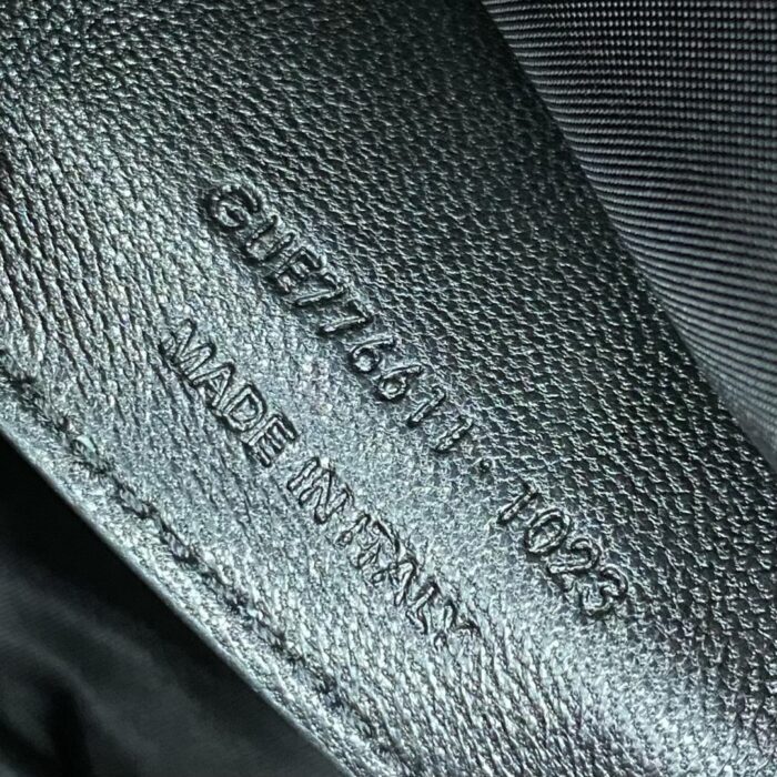 생로랑 나일론 소재의 NIKI 스몰 메신저 백 블랙 776611 레플리카 미러급 SA급 S급 고퀄리티 최상급 하이엔드 가방 [남성여성공용] 10