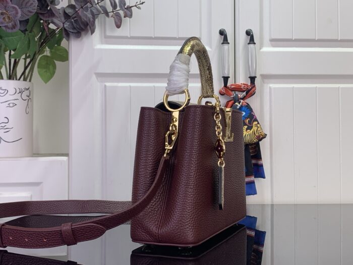 루이비통 카퓌신 BB 와인 M48865 M89369 뱀가죽 레플리카 미러급 SA급 S급 고퀄리티 최상급 하이엔드 가방 [여성] 4